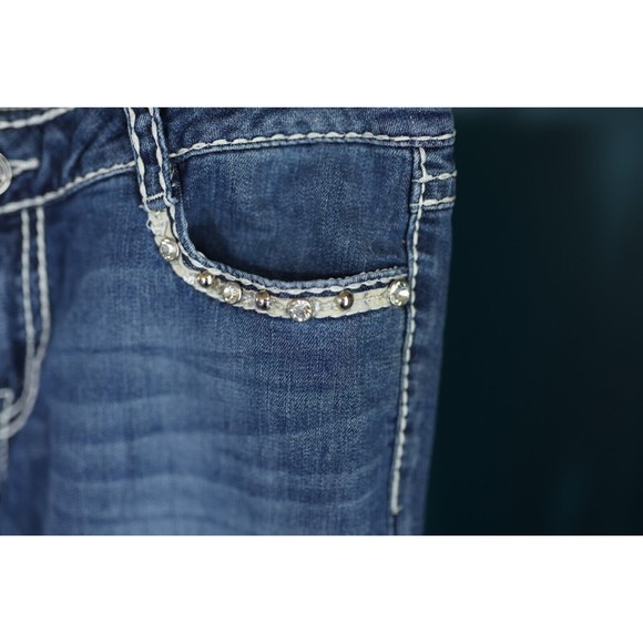 Rancho Estancia Women's Embellished Spade Back Pocket Jeans Size 29 × 32 - Picture 4 of 13